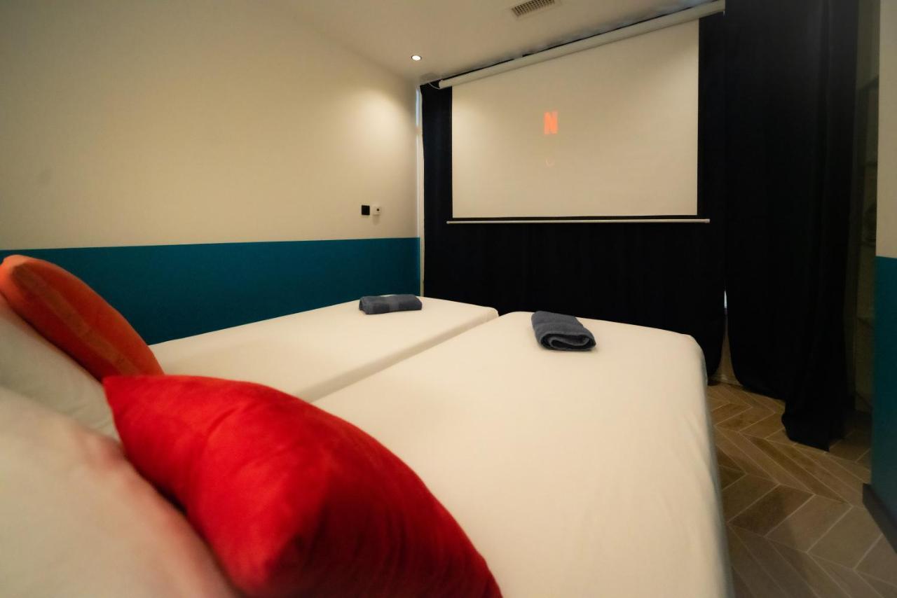 Roma Divine Home Cinema Et Jardin Nîmes Dış mekan fotoğraf