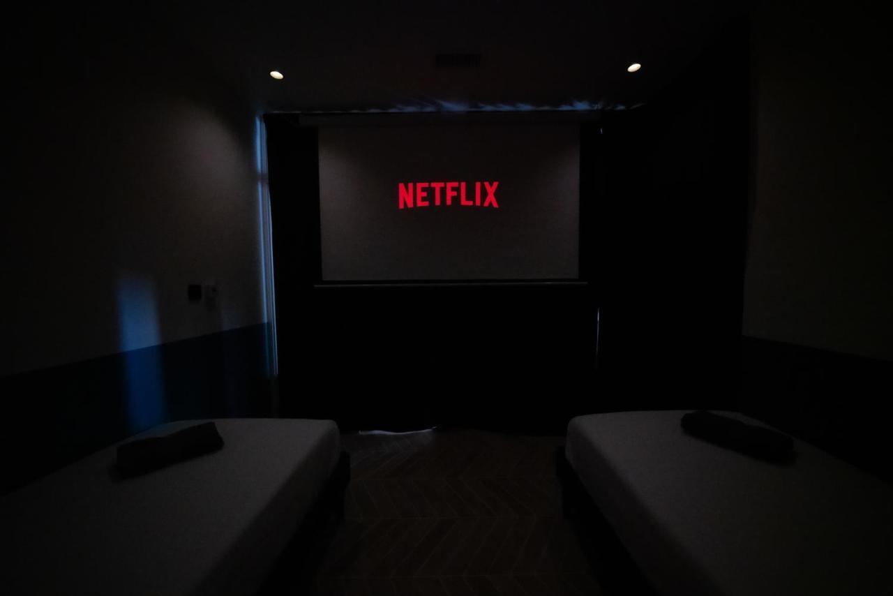 Roma Divine Home Cinema Et Jardin Nîmes Dış mekan fotoğraf