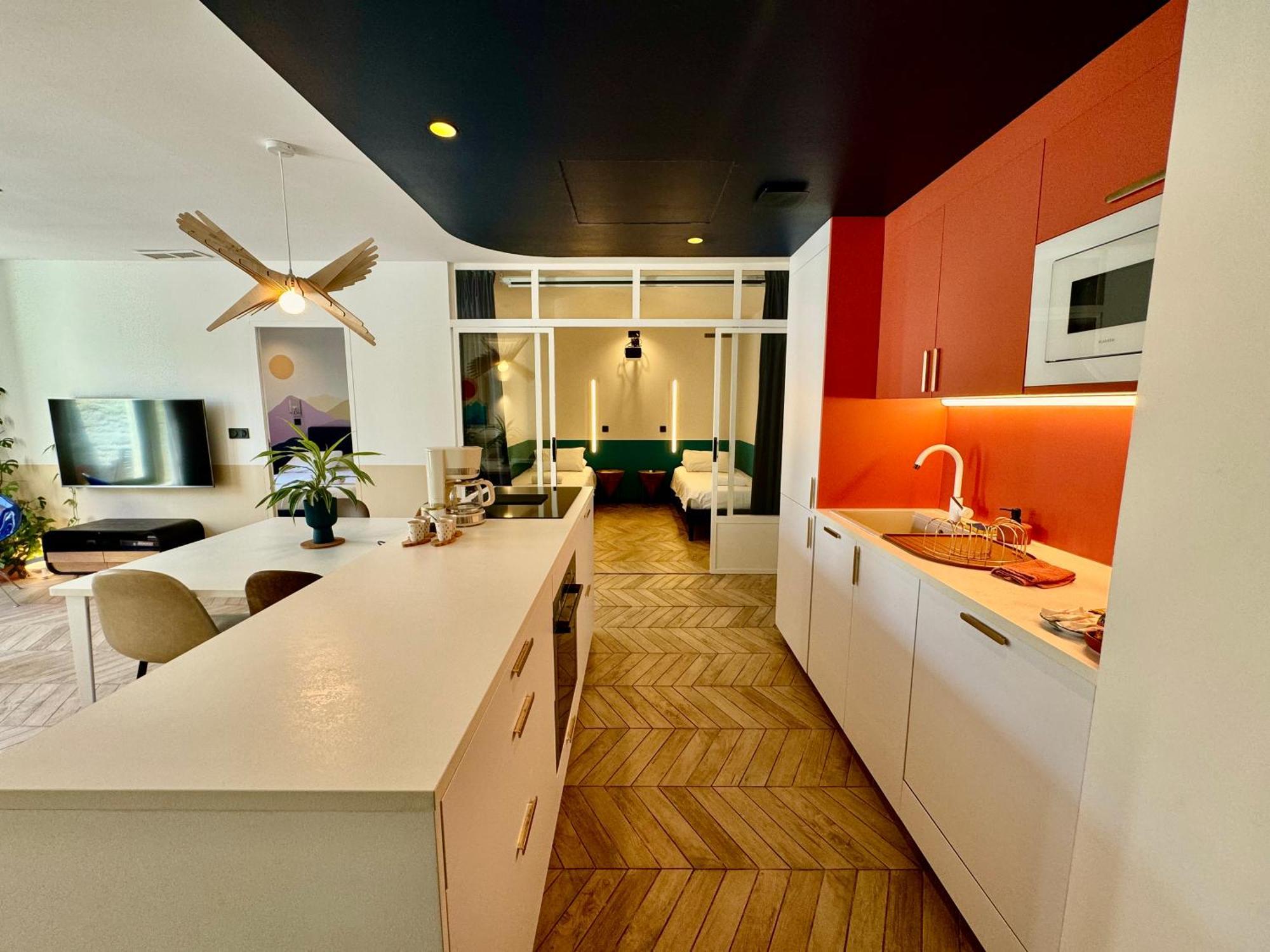 Roma Divine Home Cinema Et Jardin Nîmes Dış mekan fotoğraf